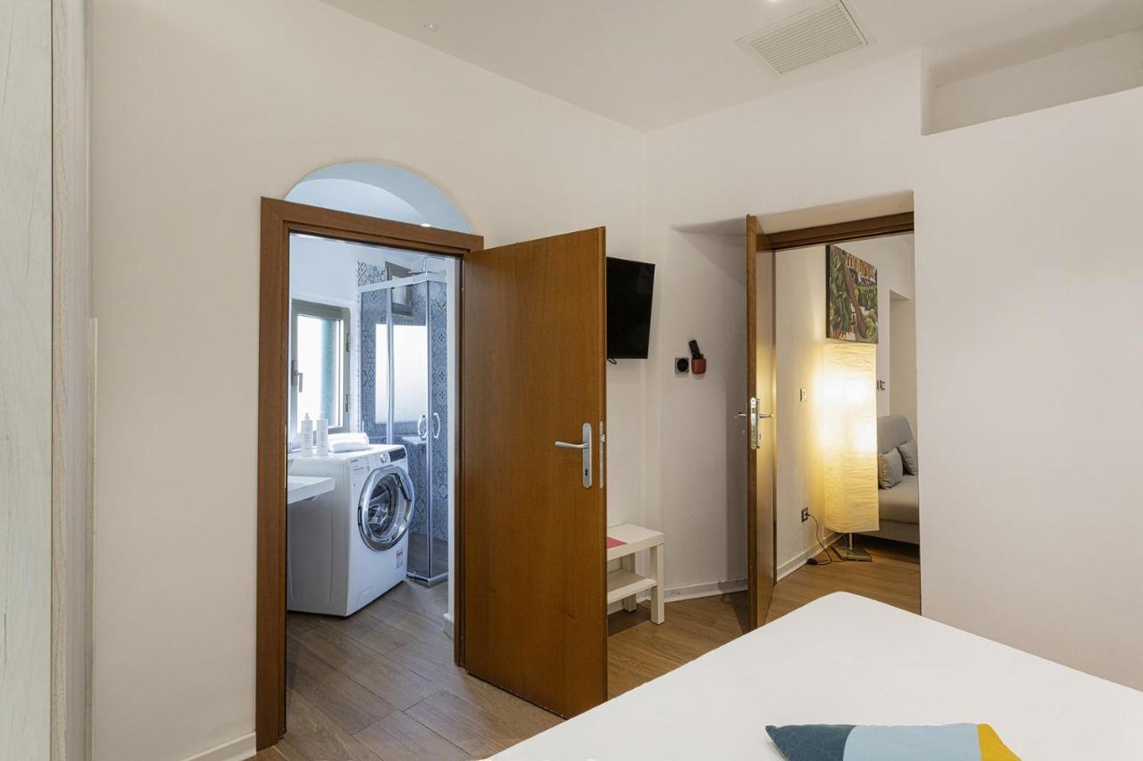 Family Flat In The City Center By Wonderful Italy เจนัว ภายนอก รูปภาพ